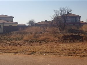 996 m² Land available in Cultura Park