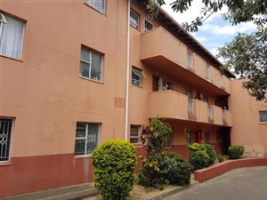 2 Bed Apartment in Wild En Weide