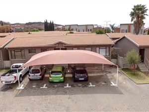 2 Bed Townhouse in Meyersdal