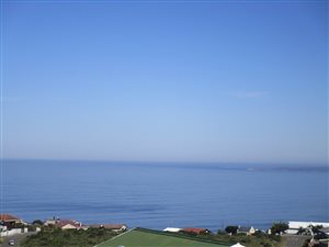 3 Bed House in Dana Bay