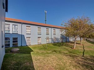 2 Bed Apartment in Tembisa