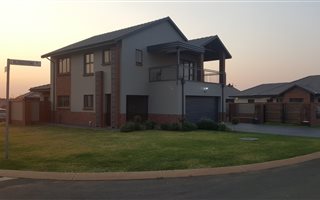518 m² Land available in Kameeldrift East
