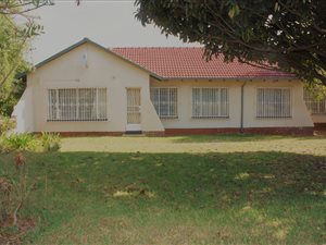 4 Bed House in Breaunanda
