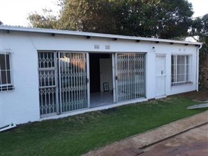 1 Bed Garden Cottage in Primrose