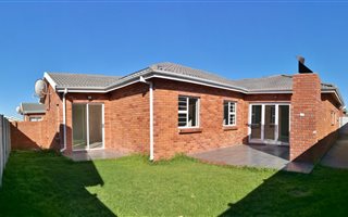 3 Bedroom Duet in Pinelands