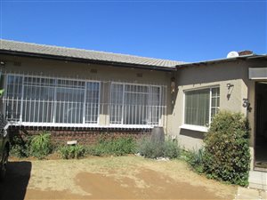 4 Bed House in Cresslawn
