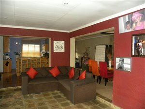 4 Bed House in Sherwood Gardens