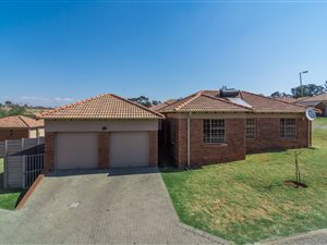 3 Bed House in Olievenhoutbosch