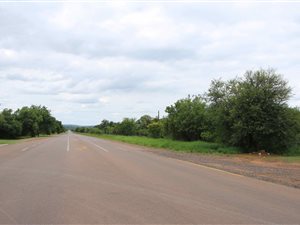 Farm in Kameelfontein and surrounds