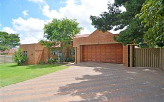 3 Bedroom House in The Reeds