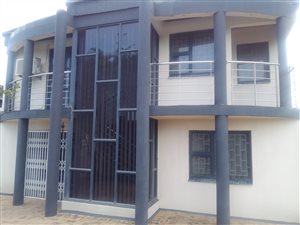 5 Bed House in Rainham