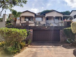 5 Bed House in Umhlatuzana