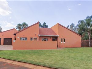 4 Bed House in Rhodesdene