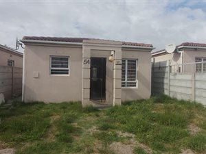 2 Bed House in Kalkfontein
