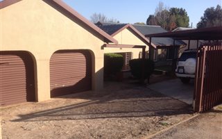 3 Bedroom House in Wilro Park