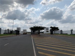 1.5 ha Land available in Monavoni
