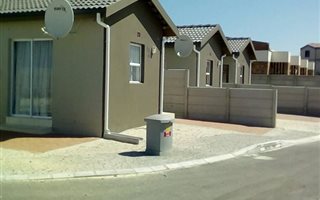 2 Bedroom Duplex in Khayelitsha