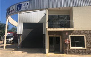 273 m² Industrial space in Shakas Head