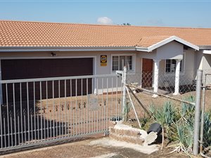 4 Bed Simplex in Lincoln Meade