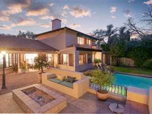 4 Bed House in Fourways Gardens