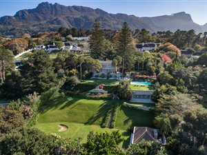 7 Bed House in Constantia Upper