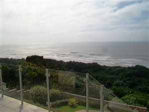 10 Bed House in Trafalgar