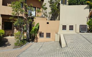 2 Bedroom Apartment in Oubaai and surrounds