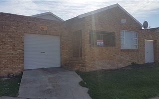 5 Bedroom House in Bethelsdorp