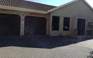 4 Bedroom House in Pellissier
