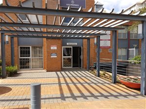 64 m² Commercial space in Hatfield