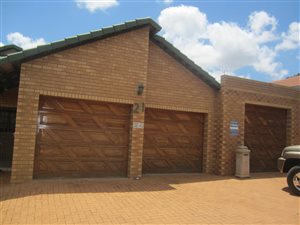 3 Bed House in Ninapark