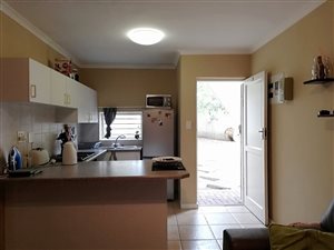 2 Bed Apartment in Sonstraal Heights