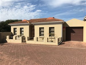 2 Bed Townhouse in Riversdale