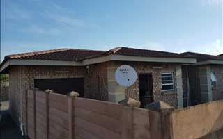 3 Bedroom Simplex in Arboretum