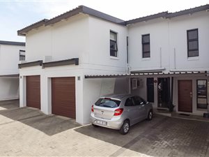 3 Bed Townhouse in Rynfield