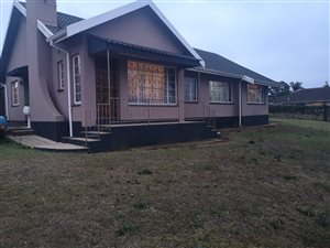 4 Bed House in Howick West