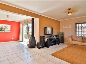 3 Bed House in Uitzicht