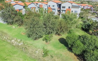 1 Bedroom Apartment in Jackal Creek Golf Estate