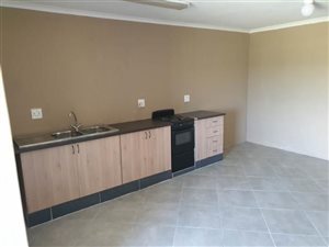 2 Bed Garden Cottage in Bridle Park AH