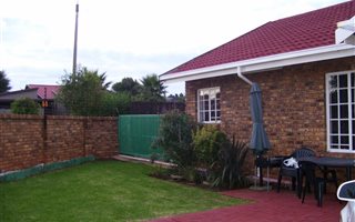 2 Bedroom House in Randpoort