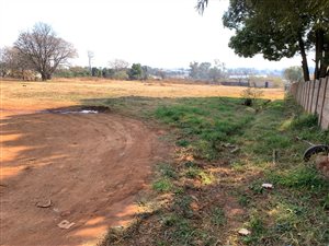 7500 m² Land available in Bredell AH