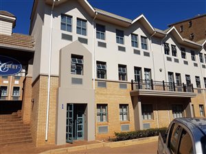 109 m² Commercial space in Hatfield