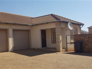 3 Bed Townhouse in Cultura Park