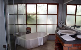 5 Bedroom House in Camphers Drift