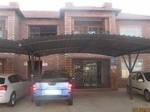 3 Bed Apartment in Waterval East