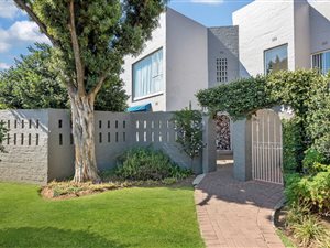 3 Bed Townhouse in Westwood