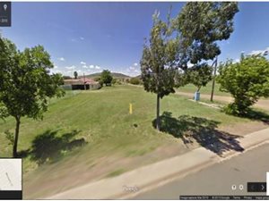 694 m² Land available in Excelsior