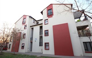 1 Bedroom Apartment in Oukraal Estate