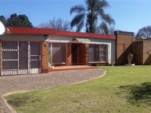 4 Bed House in Lilianton