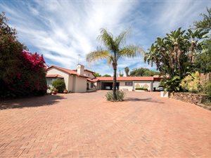 4 Bed House in Waterkloof Park